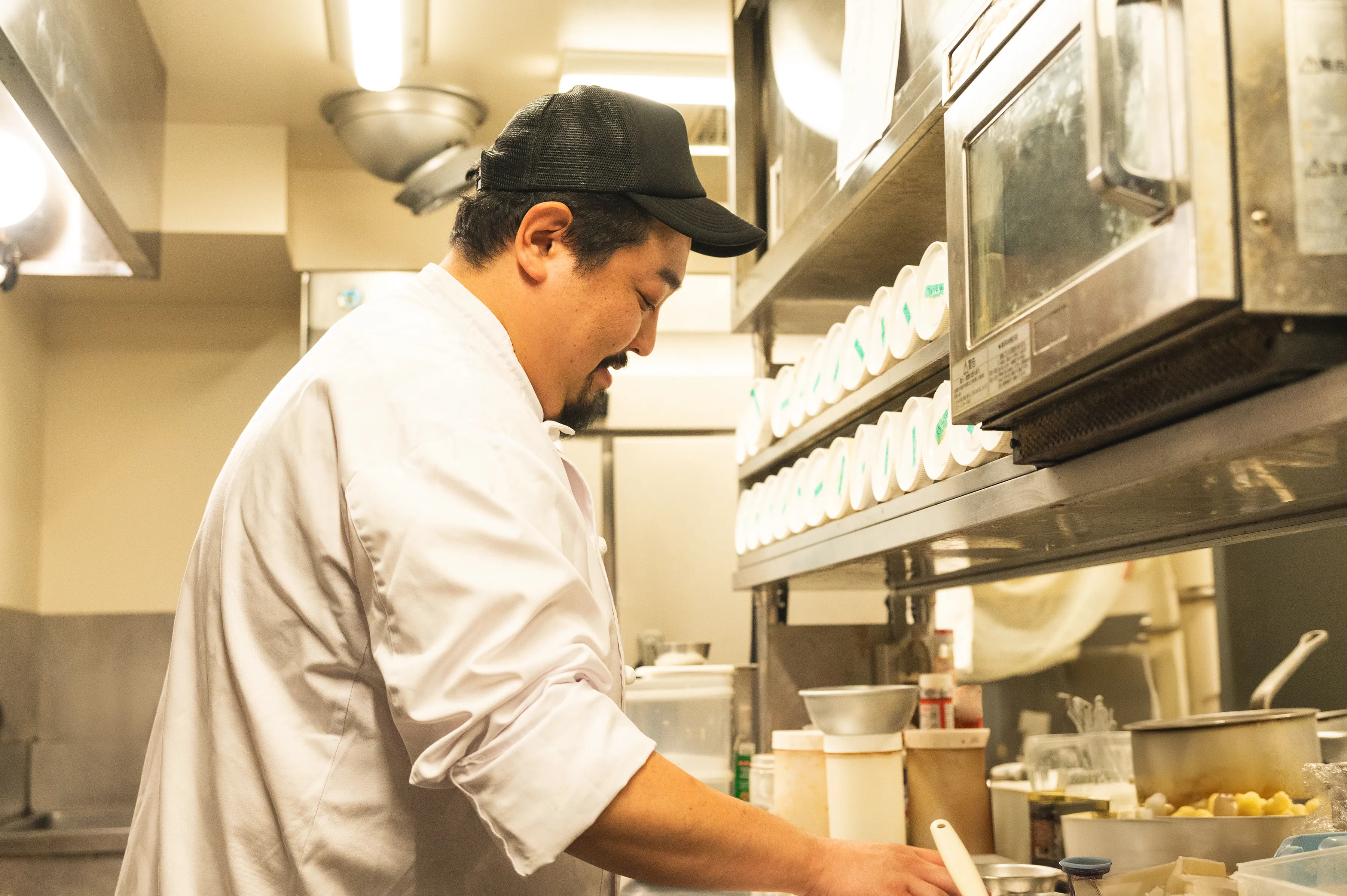 ティルガホーリ（黒ゴマのポークカレー・アッサム風） メインビジュアル